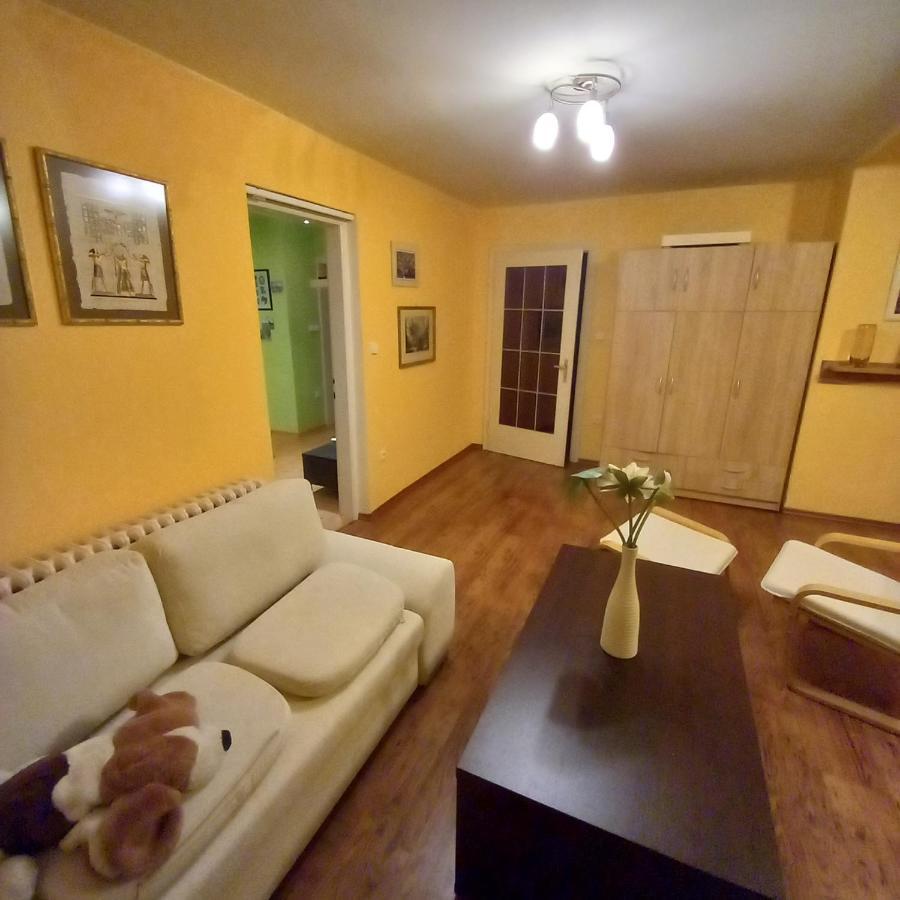 Appartement Vila Hesha à Český Krumlov Extérieur photo